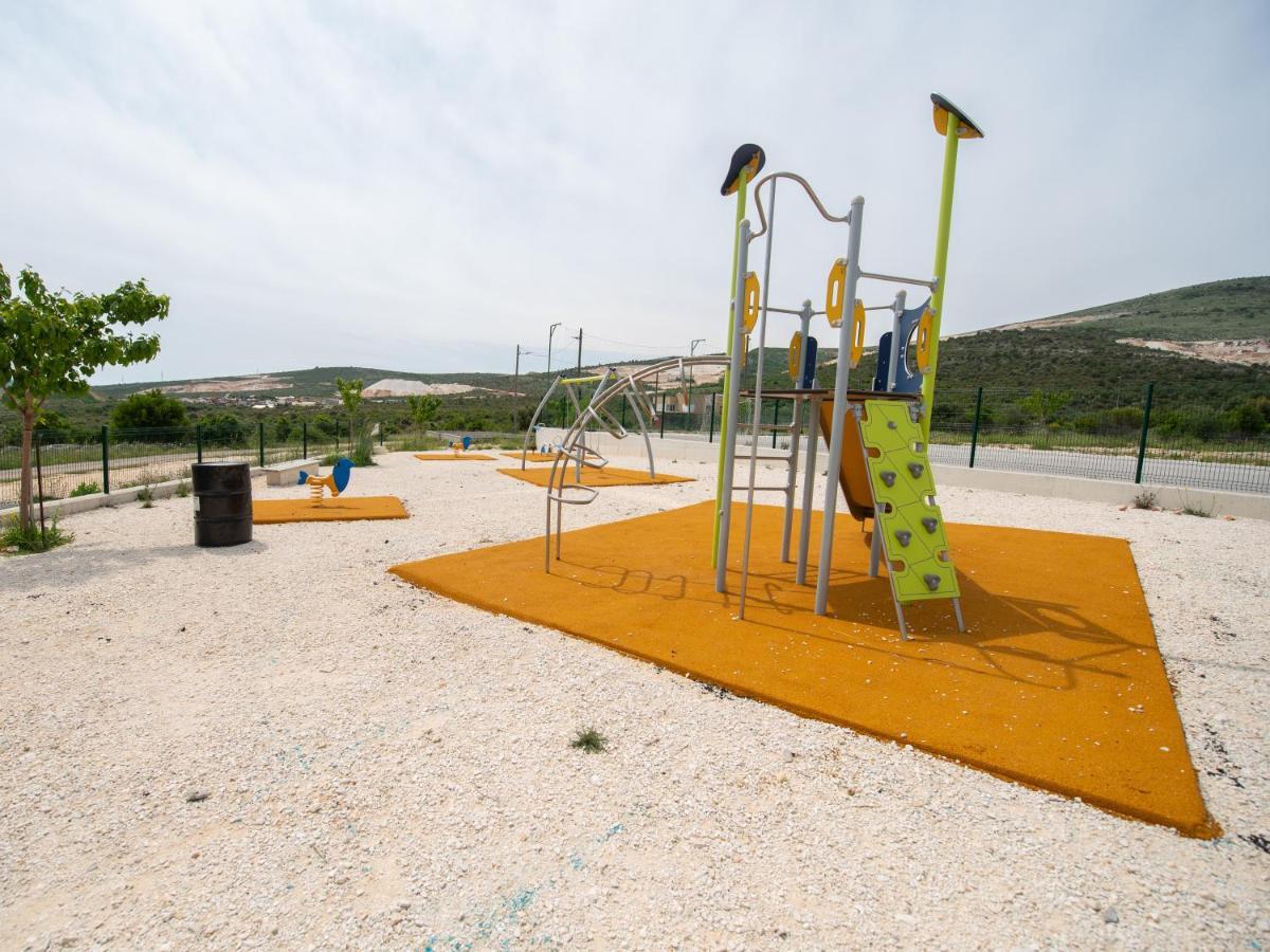 Holiday Home Near Trogir Kaštel Štafilić Eksteriør billede